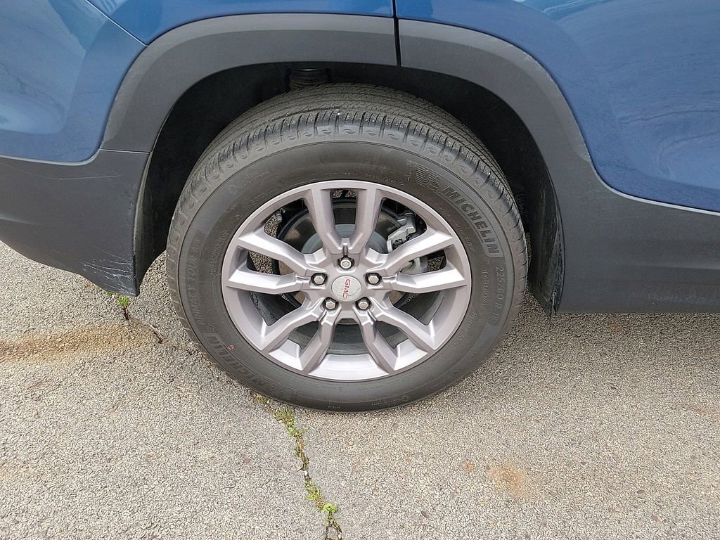 Used 2024 GMC Terrain SLT w/ Tech Package image 7