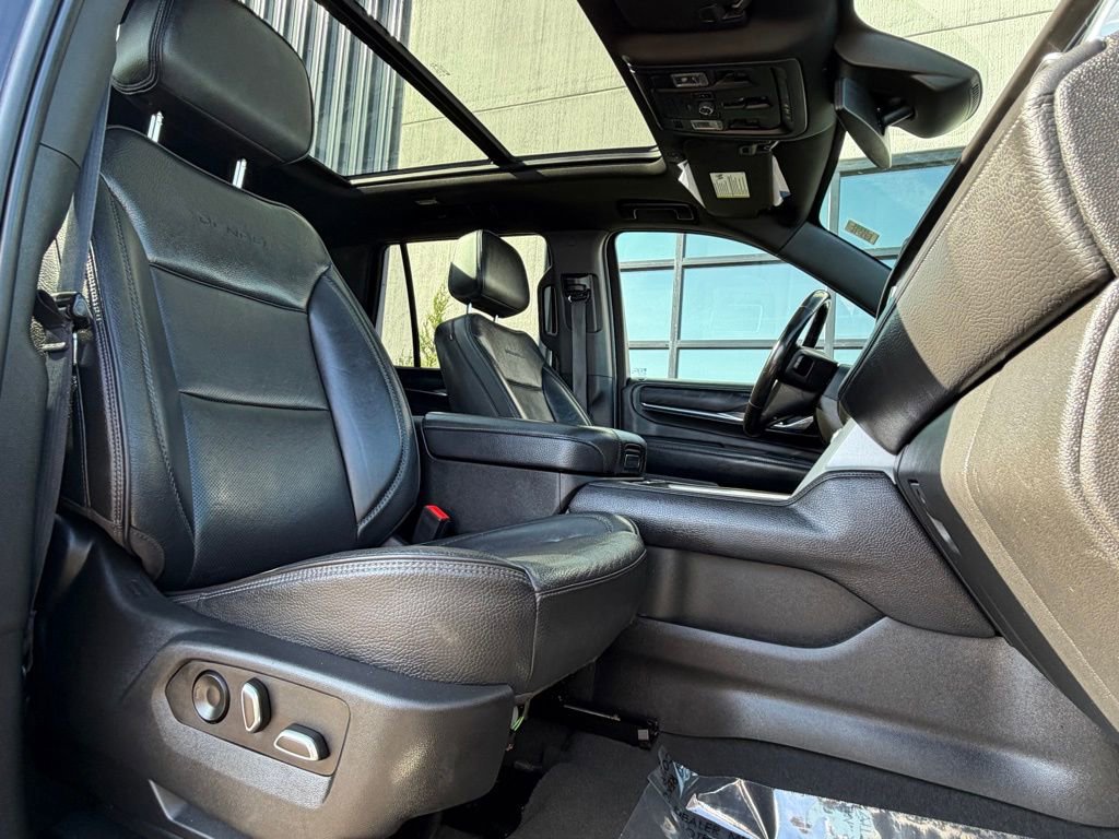 Used 2023 GMC Yukon Denali AWD/4WD image 22