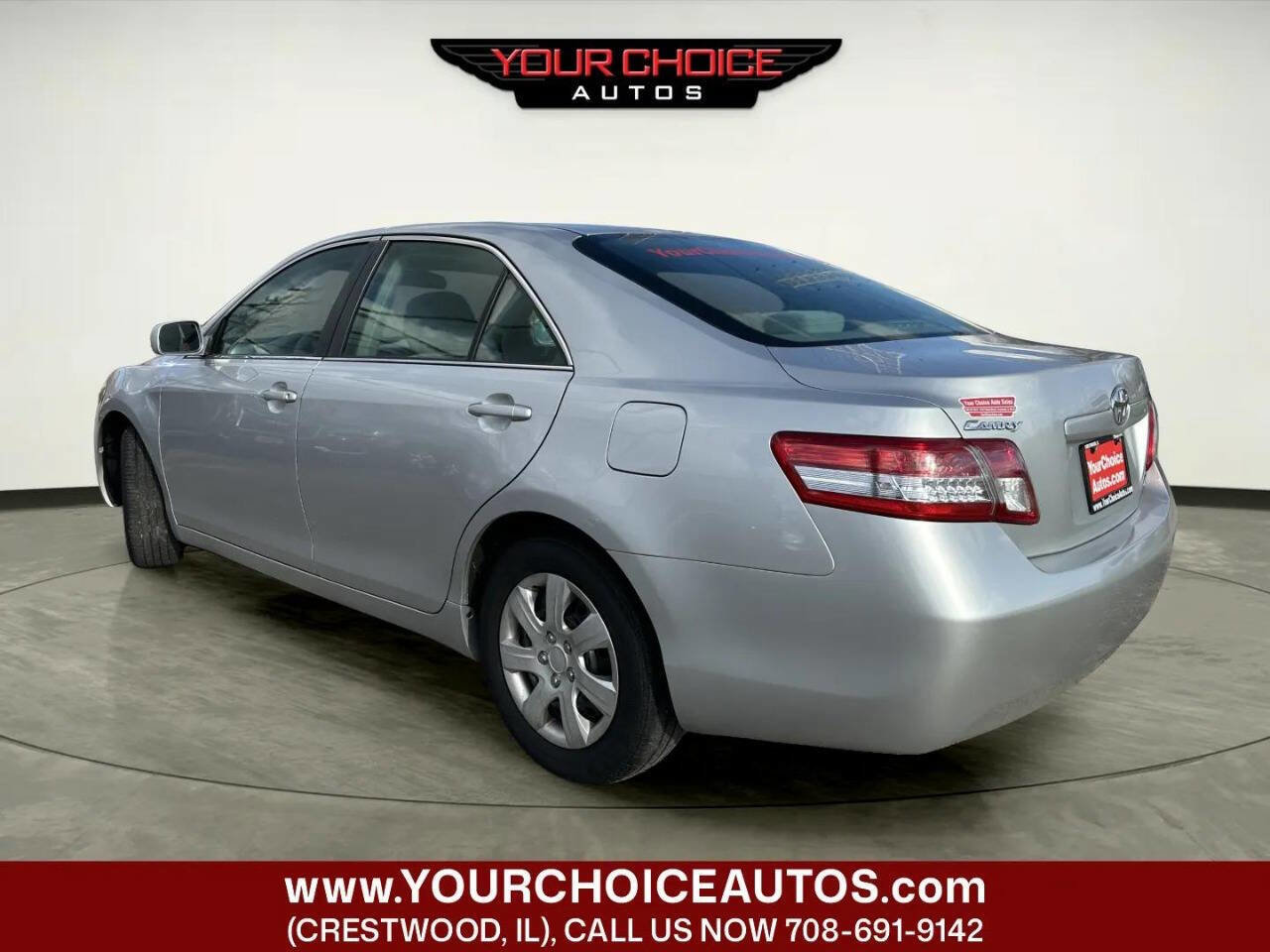 Used 2011 Toyota Camry LE image 3