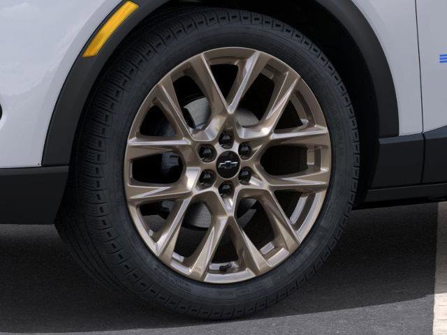 New 2026 Chevrolet Equinox EV LT w/ LPO, Tech Bronze Package image 9