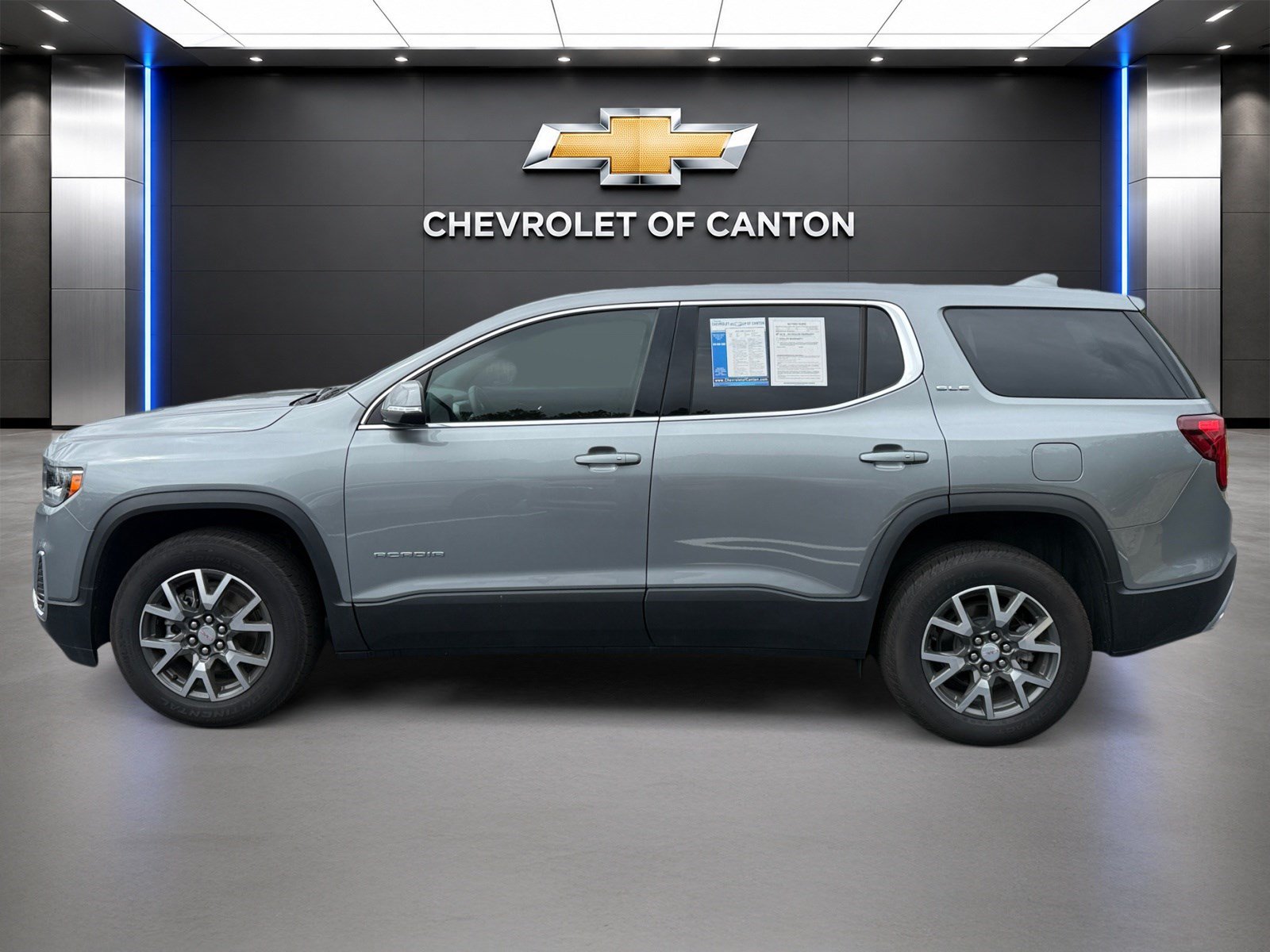 Used 2023 GMC Acadia SLE AWD/4WD image 8
