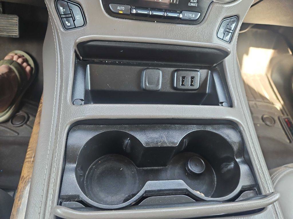 Used 2016 GMC Yukon XL Denali w/ Open Road Package AWD/4WD image 19