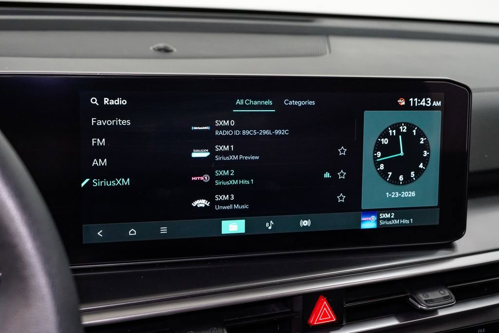 Certified 2025 Kia Sorento LX image 16