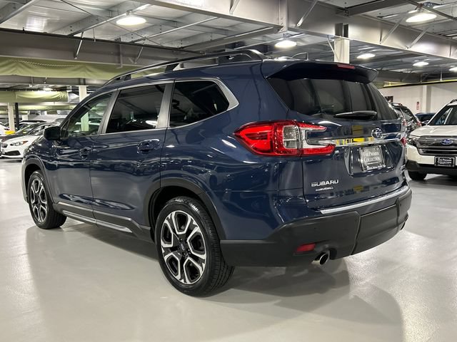 Used 2023 Subaru Ascent Limited w/ Technology Package AWD/4WD image 4
