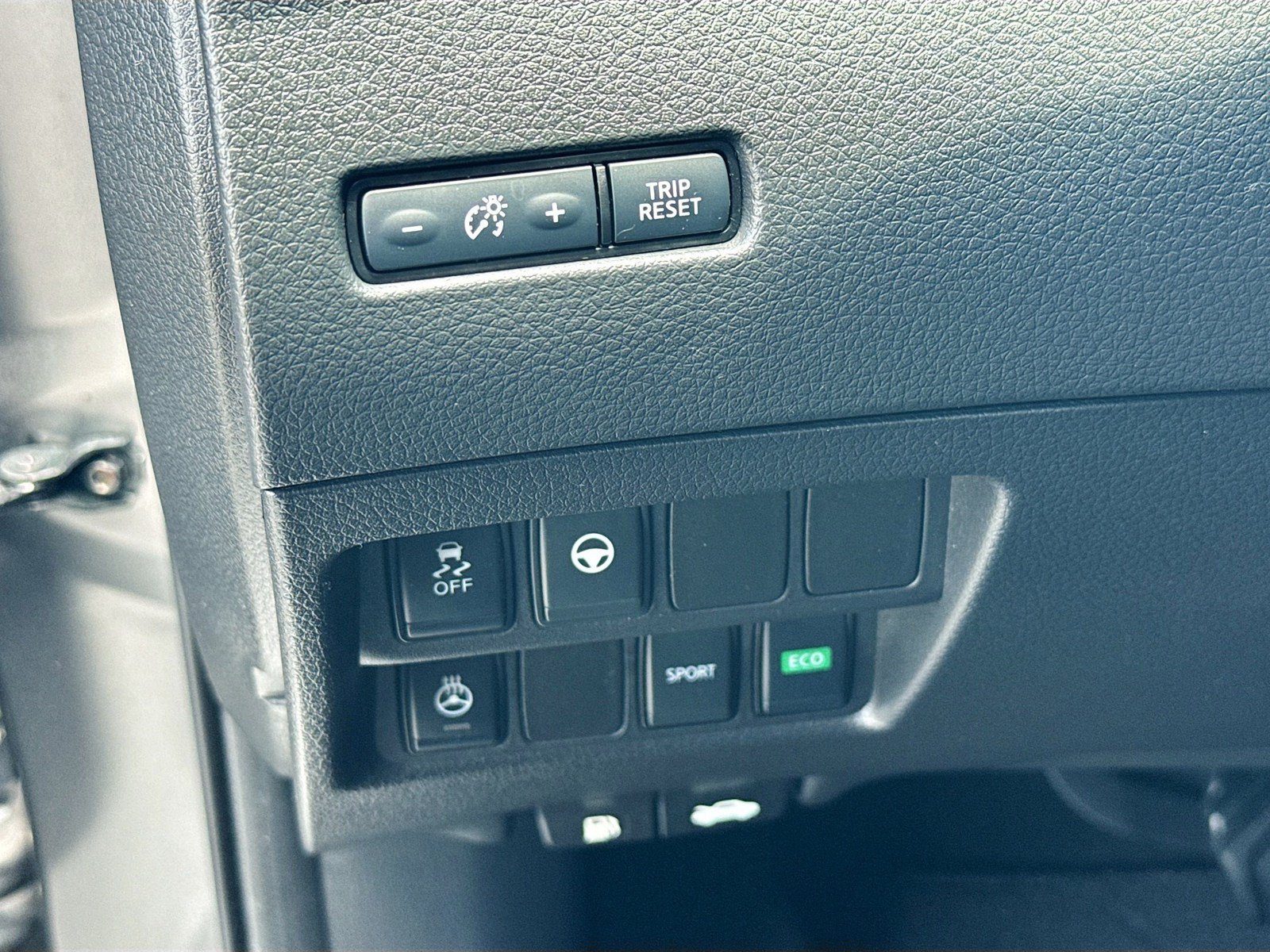 Used 2022 Nissan Rogue Sport SV w/ Technology Package FWD image 10