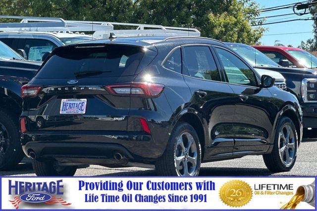 Used 2024 Ford Escape ST-Line AWD/4WD image 4