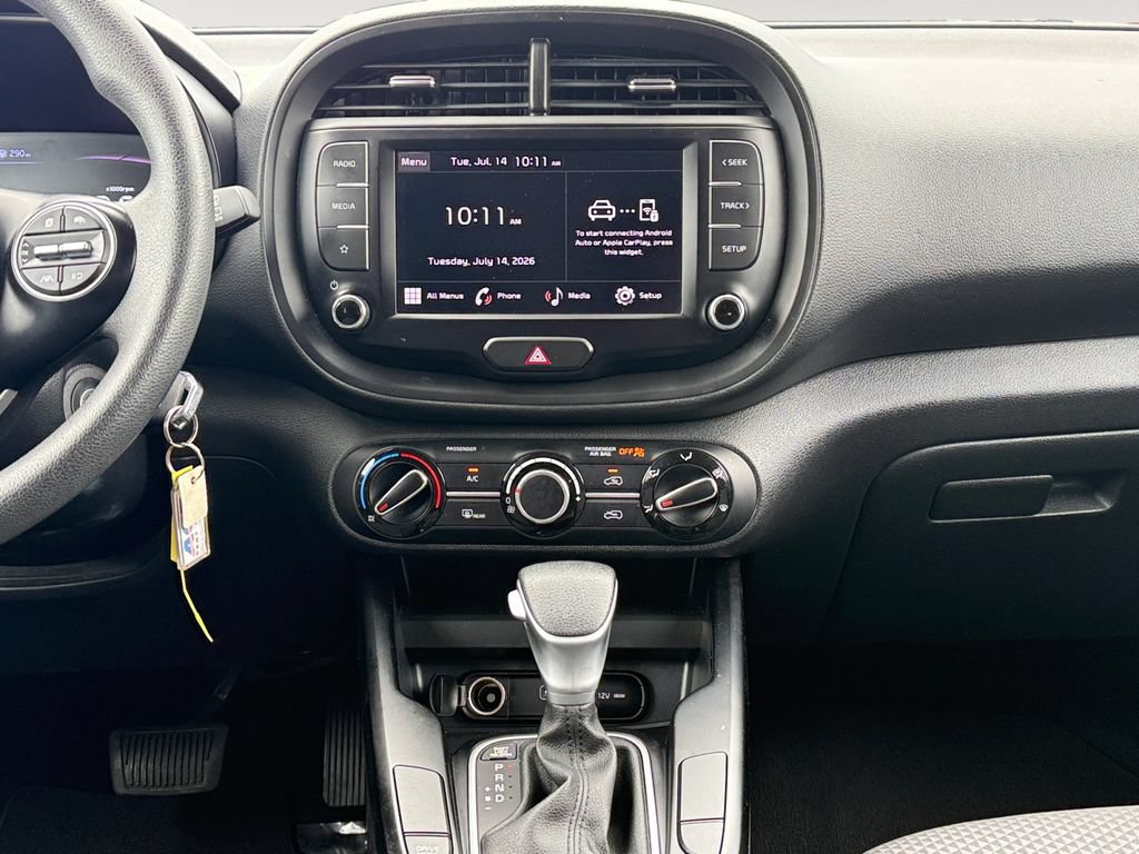 Used 2024 Kia Soul LX w/ Option Group 015 FWD image 11