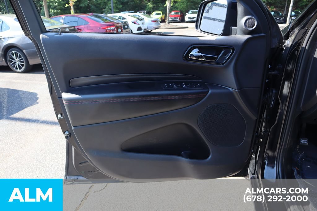 Used 2025 Dodge Durango GT RWD image 14