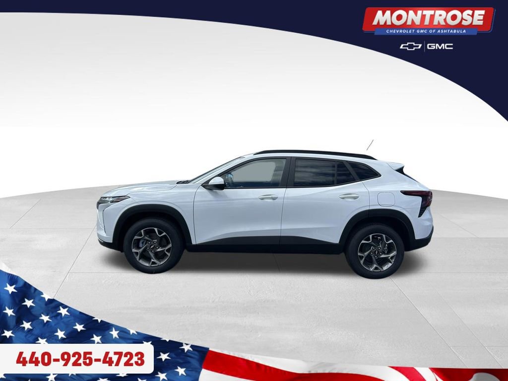 New 2026 Chevrolet Trax LT w/ LT Convenience Package FWD image 2