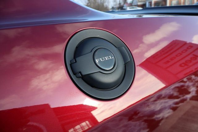 Used 2022 Dodge Challenger R/T Scat Pack w/ Driver Convenience Group RWD image 28