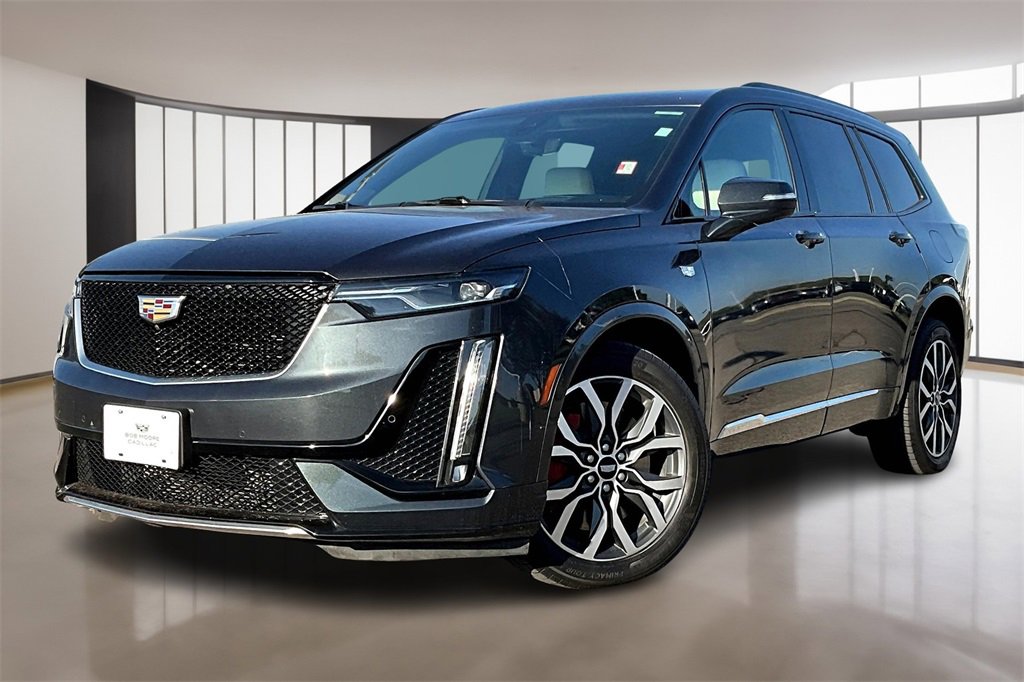 Used 2022 Cadillac XT6 Sport w/ Technology Package