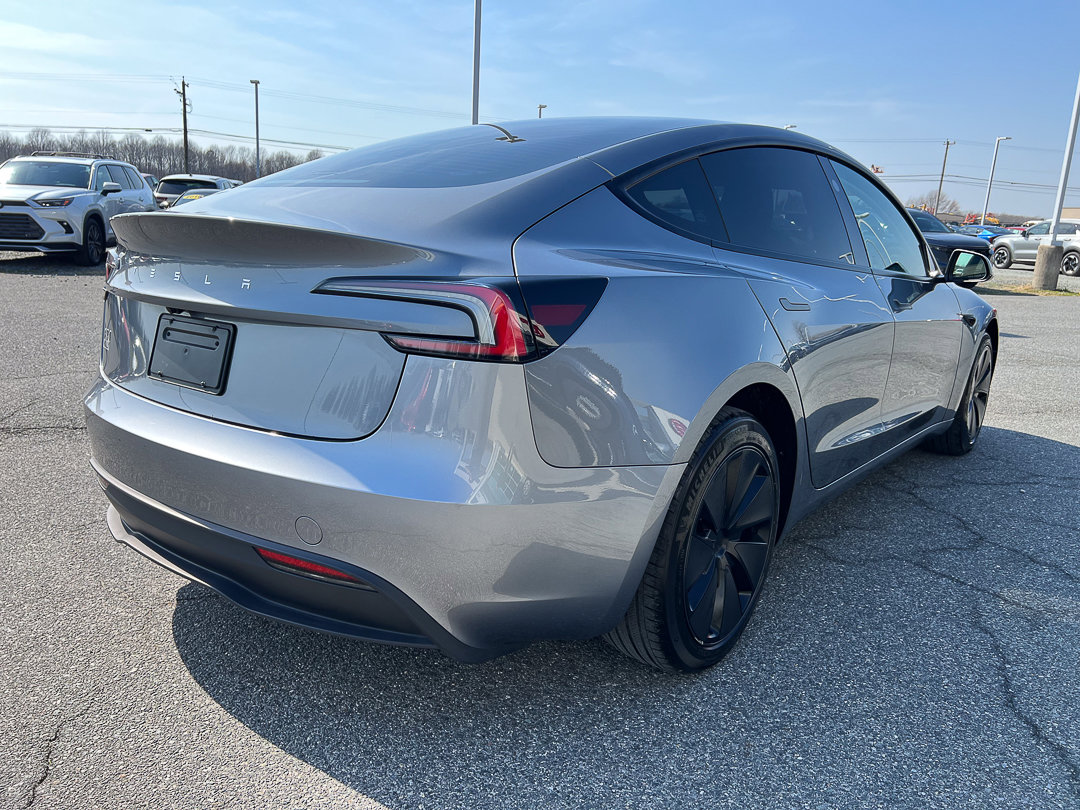 Used 2024 Tesla Model 3 Standard Range image 7
