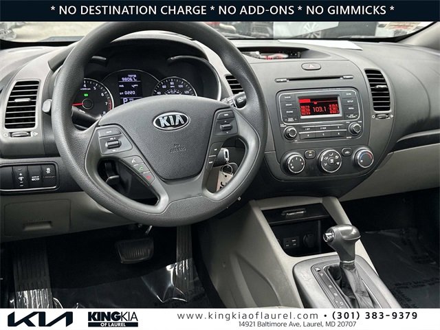 Used 2016 Kia Forte LX image 2