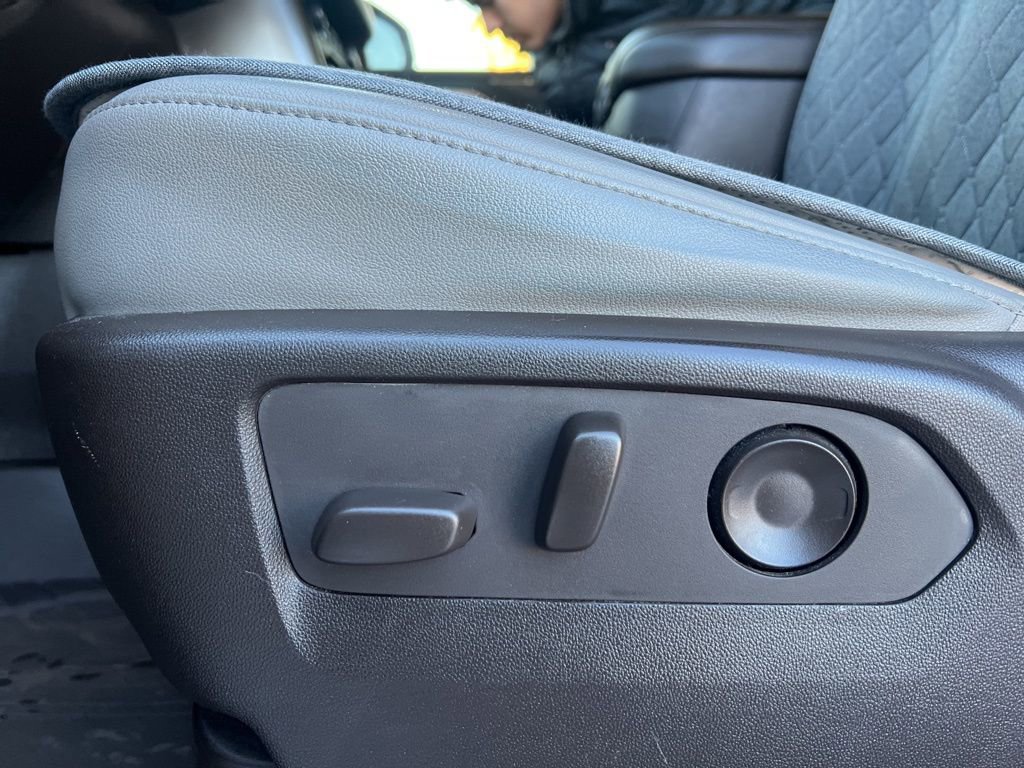 Used 2021 Chevrolet Tahoe LT image 10