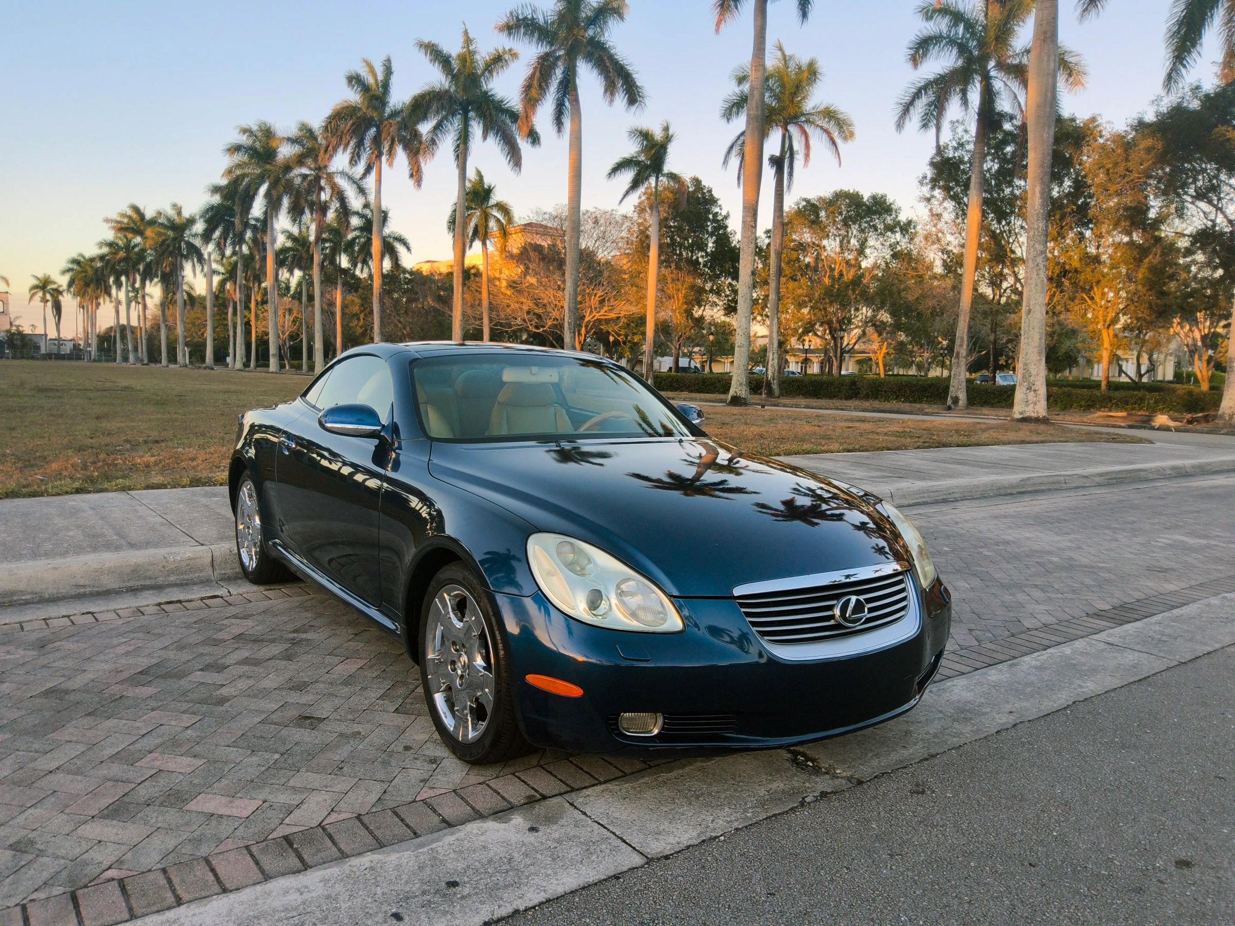 Used 2004 Lexus SC 430 Convertible image 29