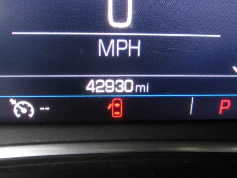 Used 2021 GMC Terrain SLE w/ Driver Convenience Package FWD image 17