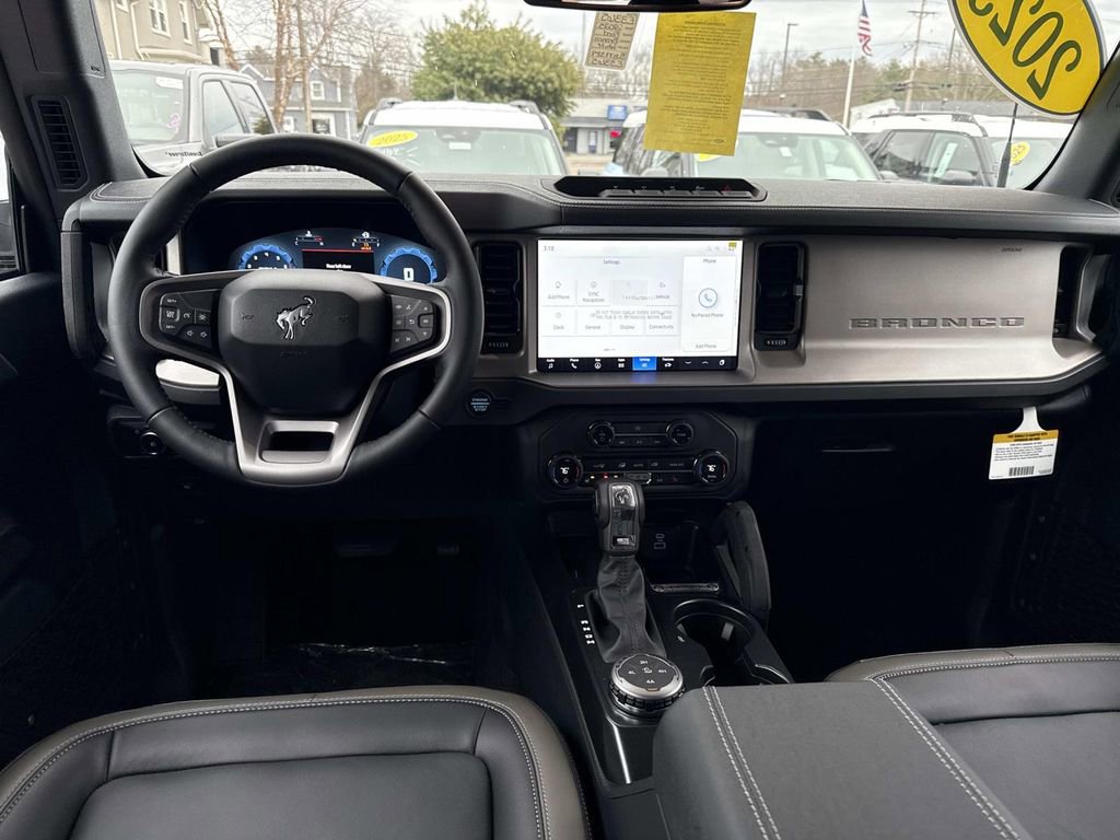 New 2025 Ford Bronco Outer Banks w/ Sasquatch Package AWD/4WD image 38