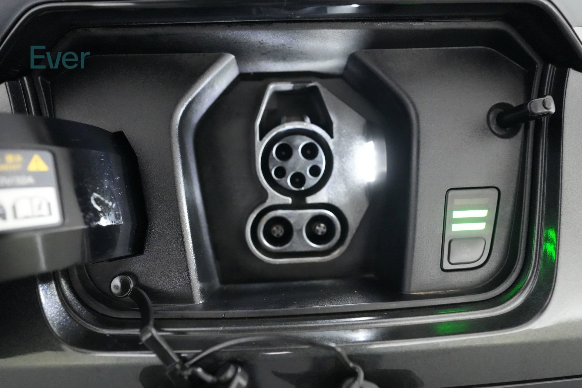 Used 2024 Kia Niro Wave image 10