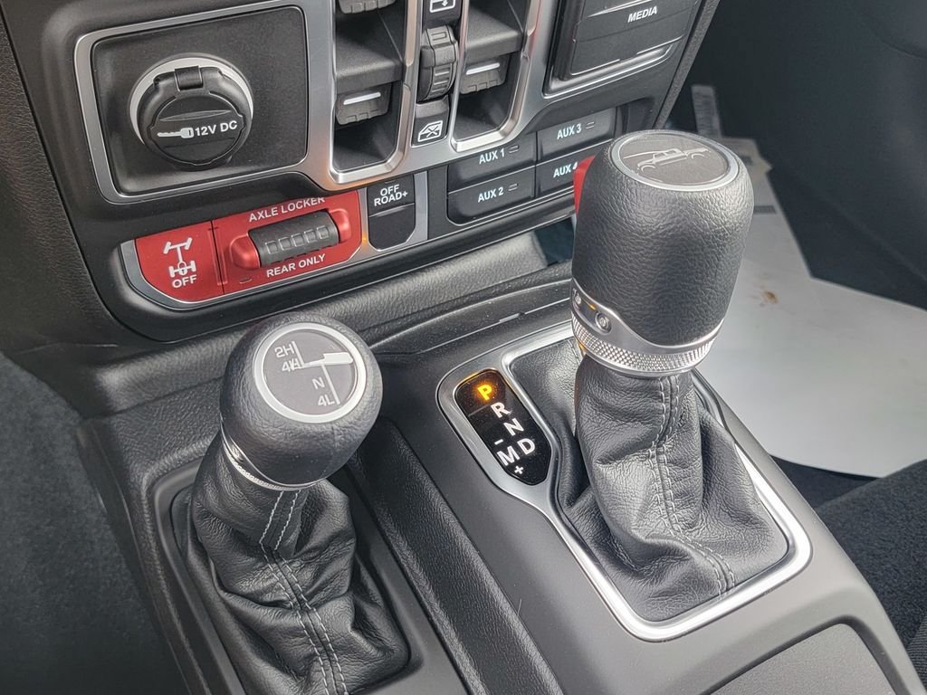 New 2026 Jeep Gladiator Sport AWD/4WD image 17