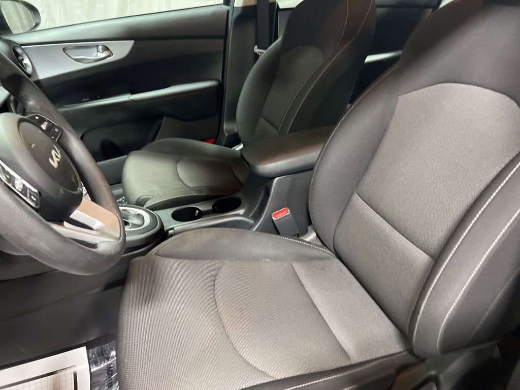 Used 2023 Kia Forte LXS image 18