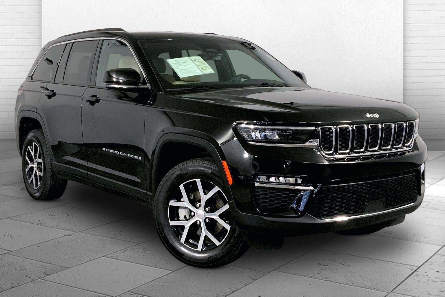 Used 2025 Jeep Grand Cherokee Limited AWD/4WD image 1
