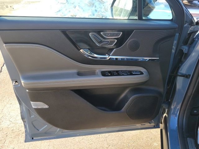 Certified 2024 Lincoln Corsair AWD w/ Equipment Group 101A image 21