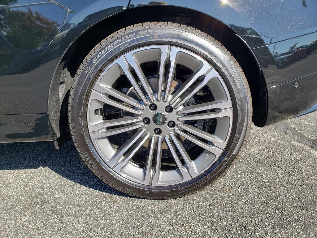 New 2025 Land Rover Range Rover Sport Dynamic SE image 27