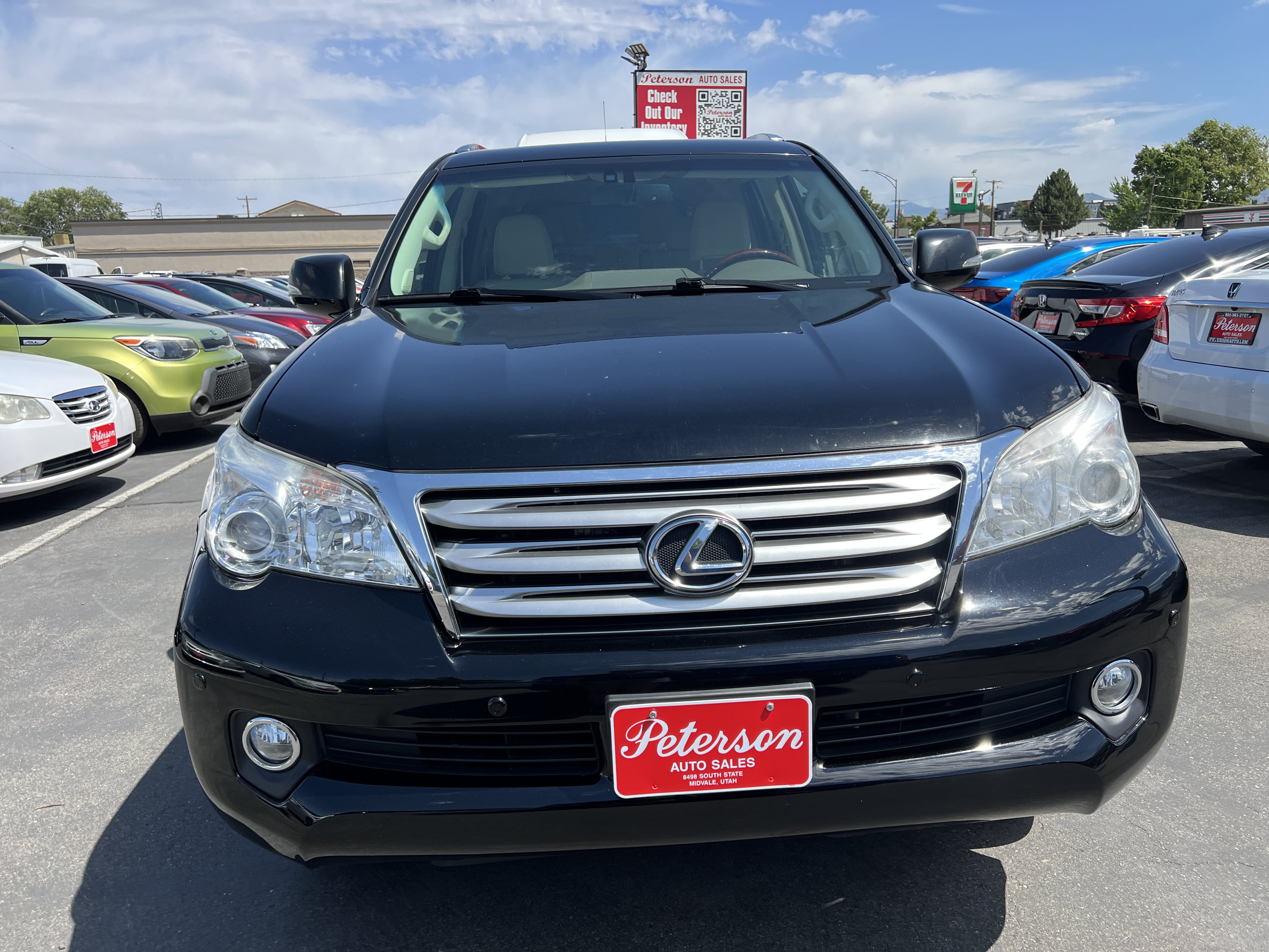Used 2011 Lexus GX 460 w/ Convenience Pkg AWD/4WD image 3