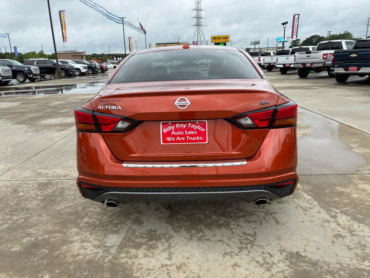 Used 2021 Nissan Altima 2.5 SR w/ SR Premium Package FWD image 6