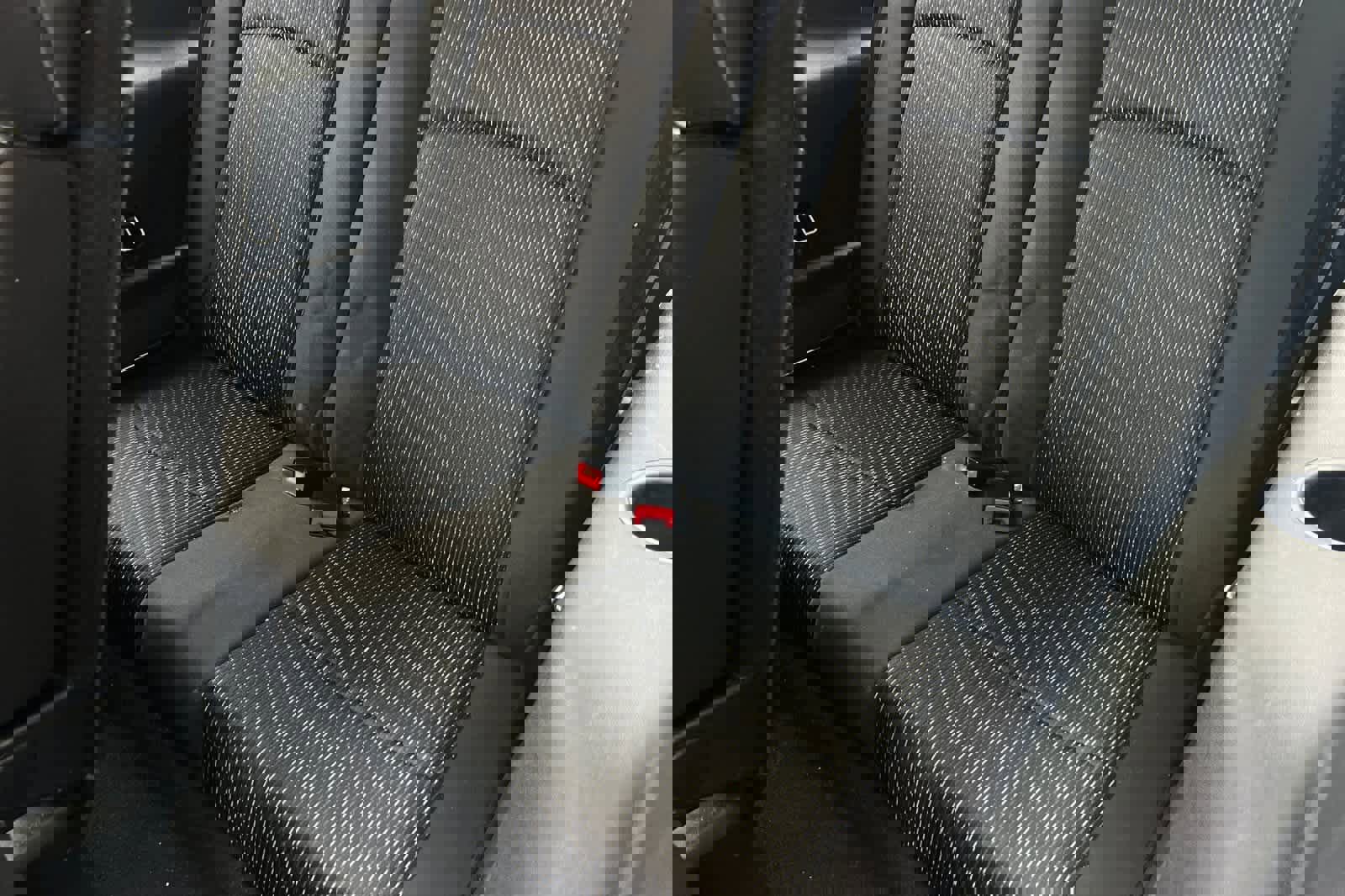 Used 2020 Dodge Journey SE w/ Blacktop Package image 16