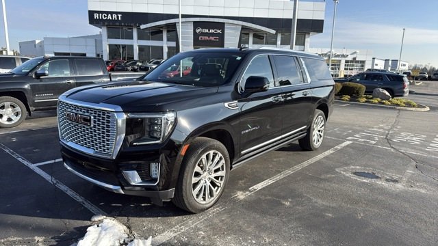 Used 2021 GMC Yukon XL Denali w/ Denali Premium Package