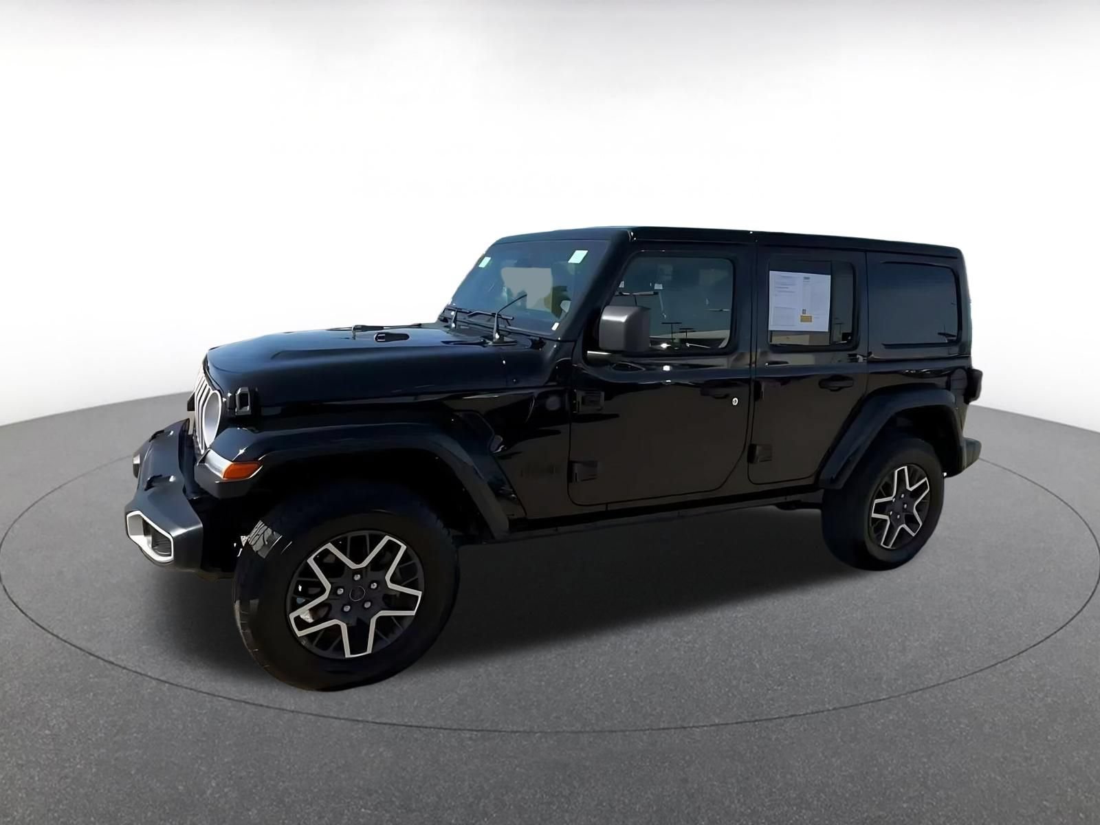Used 2025 Jeep Wrangler Unlimited Sahara AWD/4WD image 4