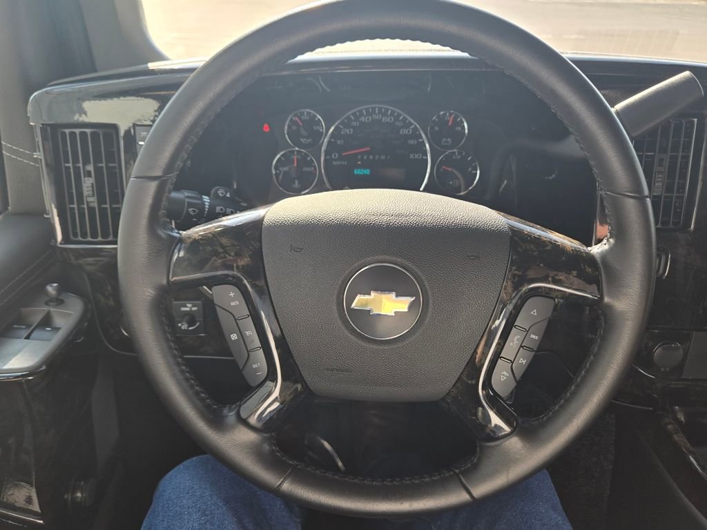 Used 2022 Chevrolet Express 2500 Extended w/ Enhanced Convenience Package image 19