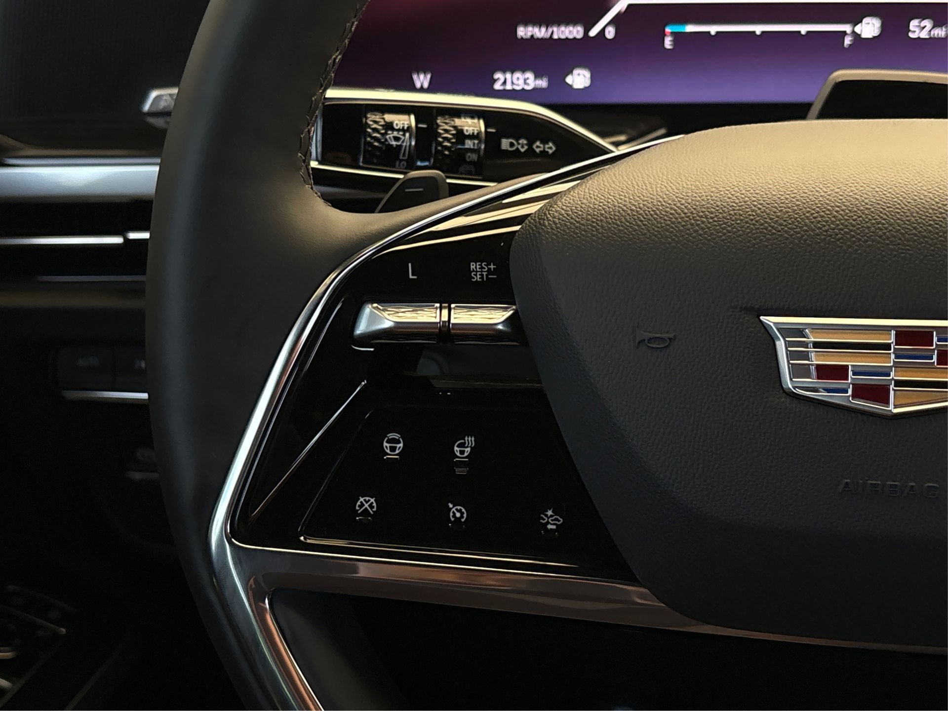 Used 2026 Cadillac Escalade Sport w/ LPO, ONYX Package image 29