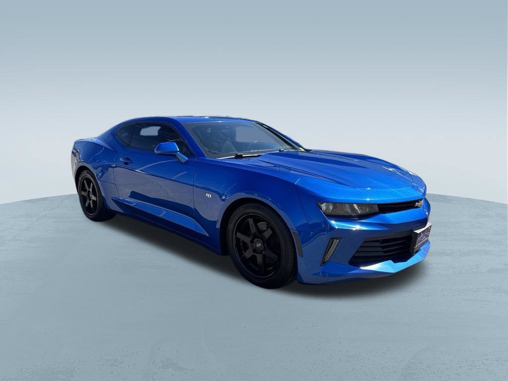 Used 2017 Chevrolet Camaro LT RWD image 26