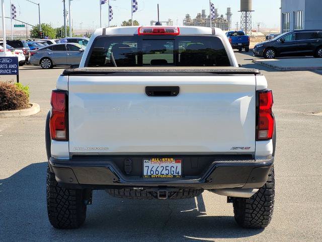 Used 2026 Chevrolet Colorado ZR2 w/ Technology Package AWD/4WD image 5