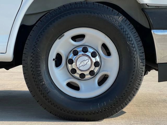 Used 2017 Chevrolet Express 2500 LT w/ LT Preferred Equipment Group image 85