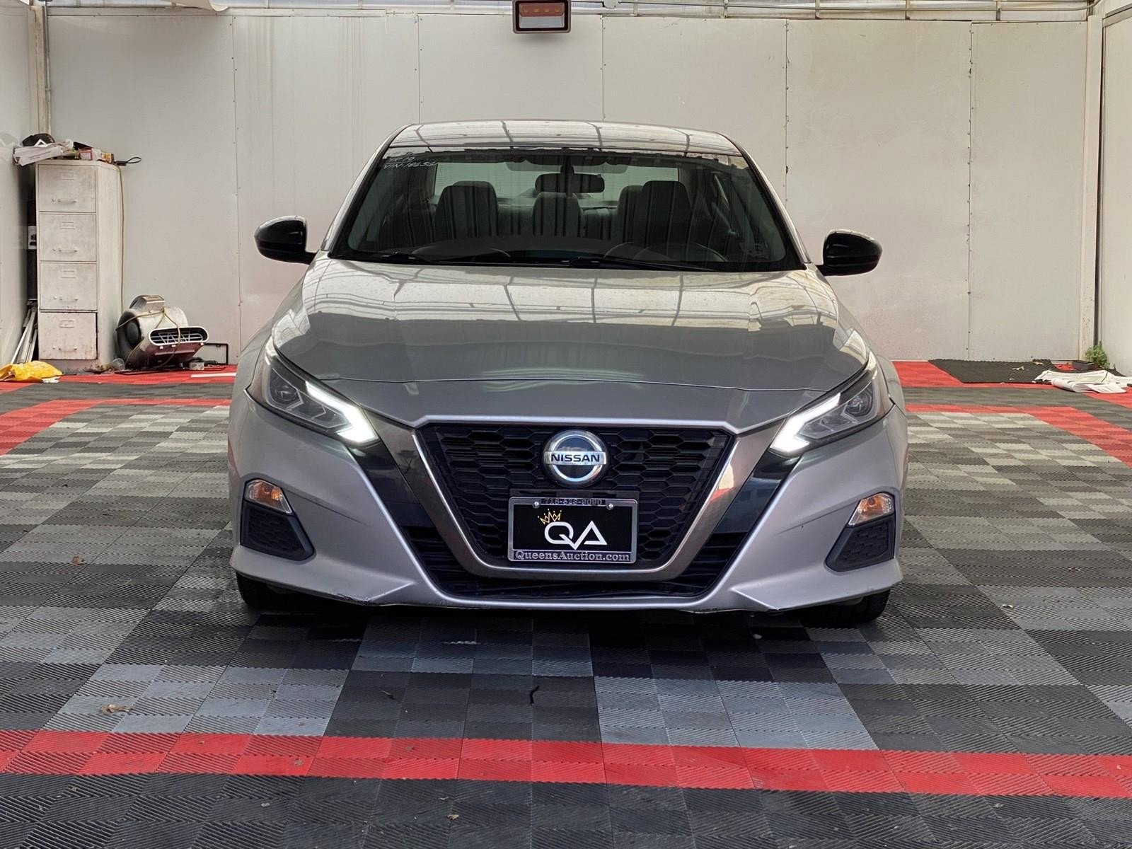 Used 2019 Nissan Altima 2.5 SR AWD/4WD image 2