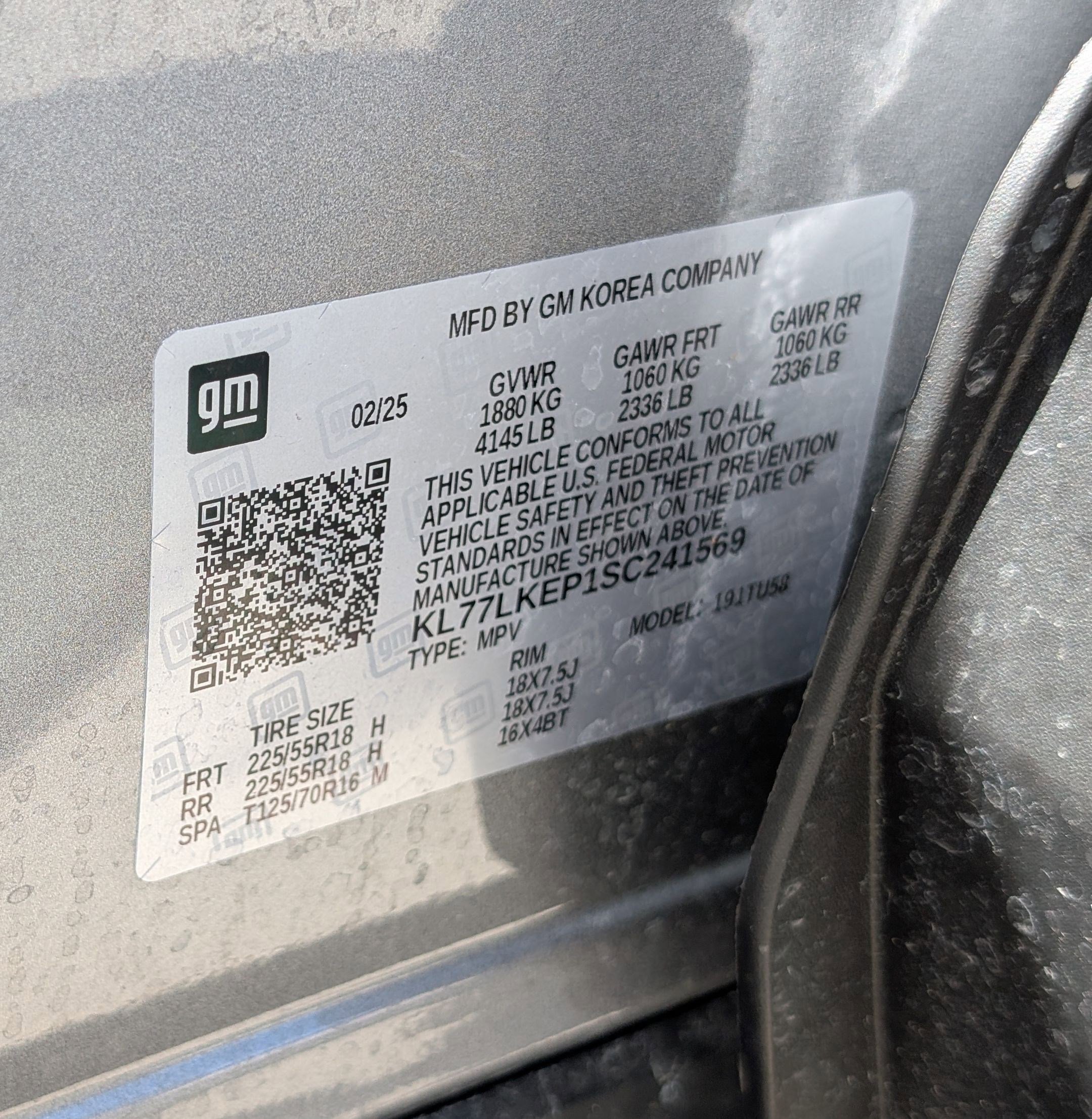 Used 2025 Chevrolet Trax ACTIV w/ Driver Confidence Package FWD image 32