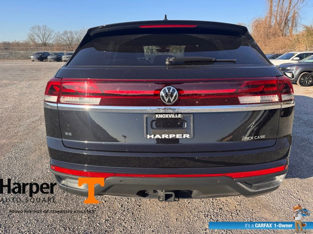 Used 2024 Volkswagen Atlas Cross Sport SE image 4