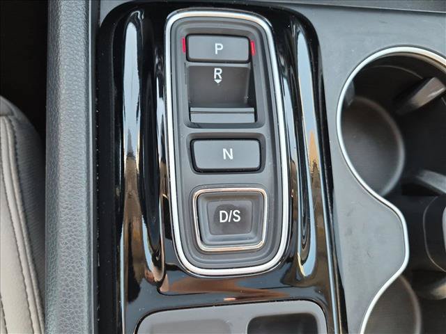 Certified 2025 Honda Pilot Touring image 12