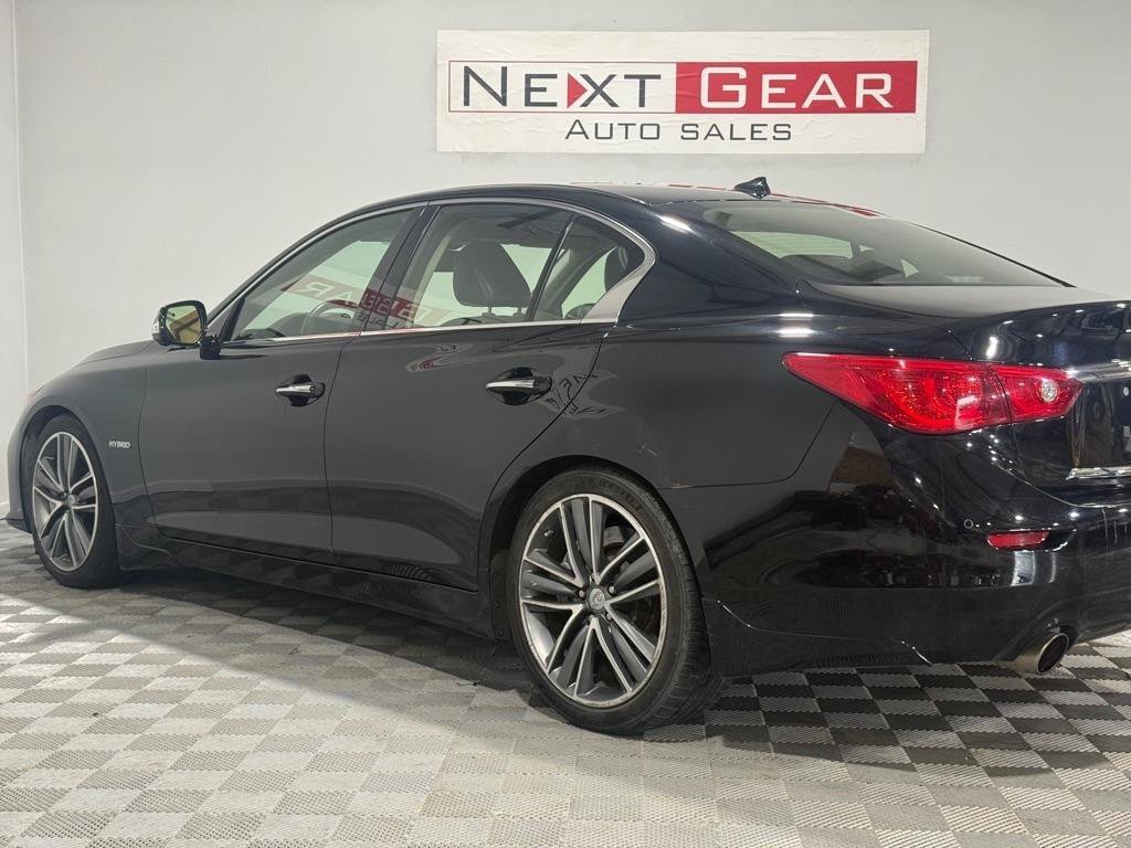 Used 2014 INFINITI Q50 Hybrid w/ Deluxe Technology Package RWD image 6