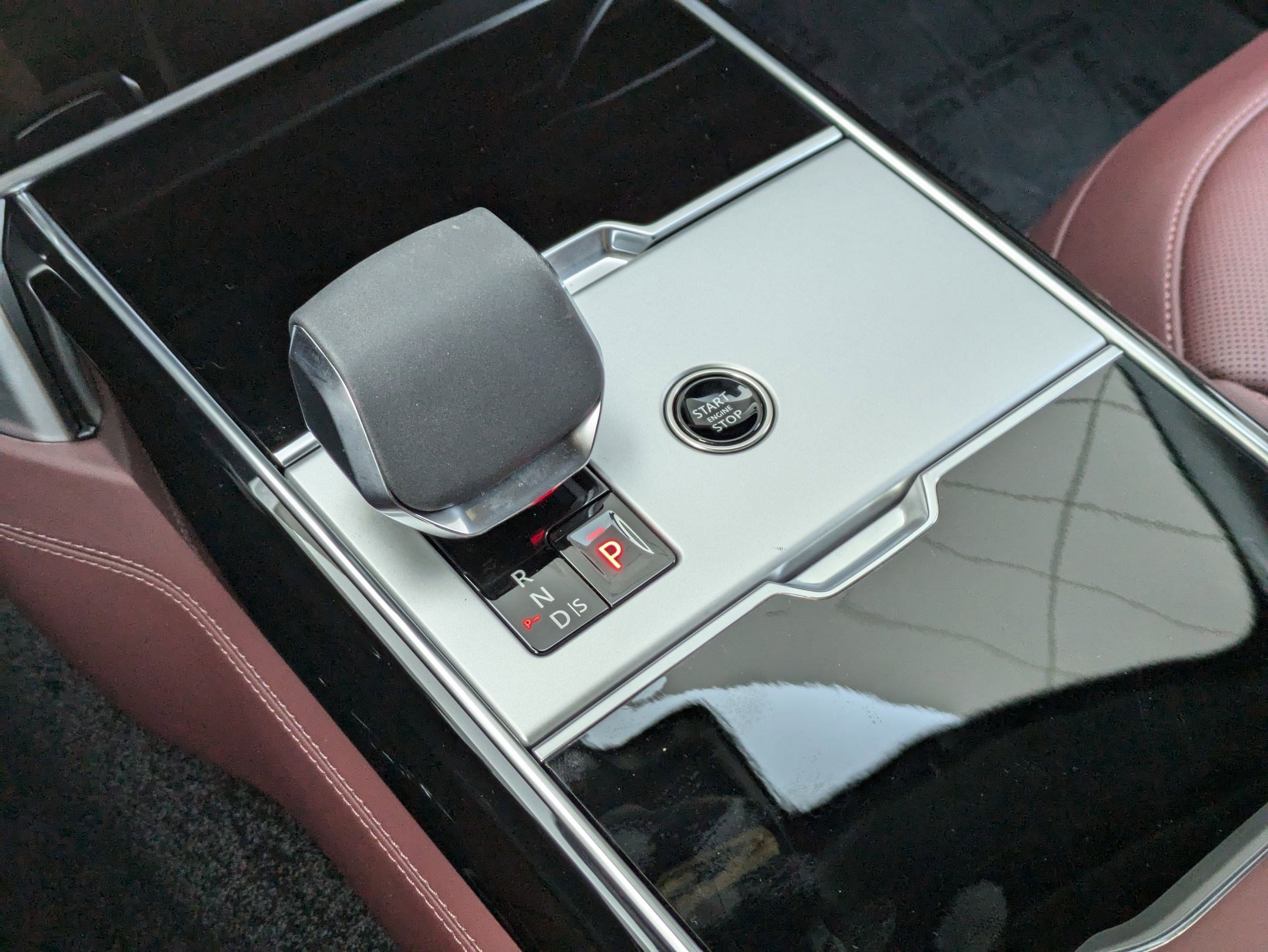 New 2025 Land Rover Range Rover Autobiography image 14