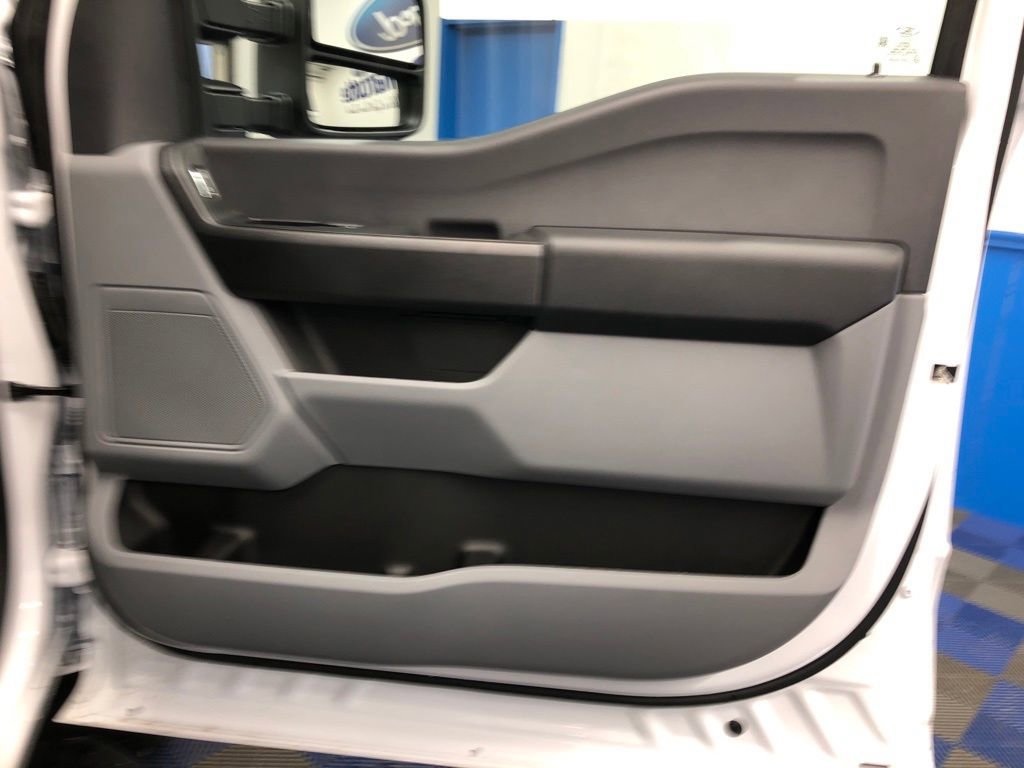 New 2026 Ford F350 XL w/ XL Chrome Package AWD/4WD image 18