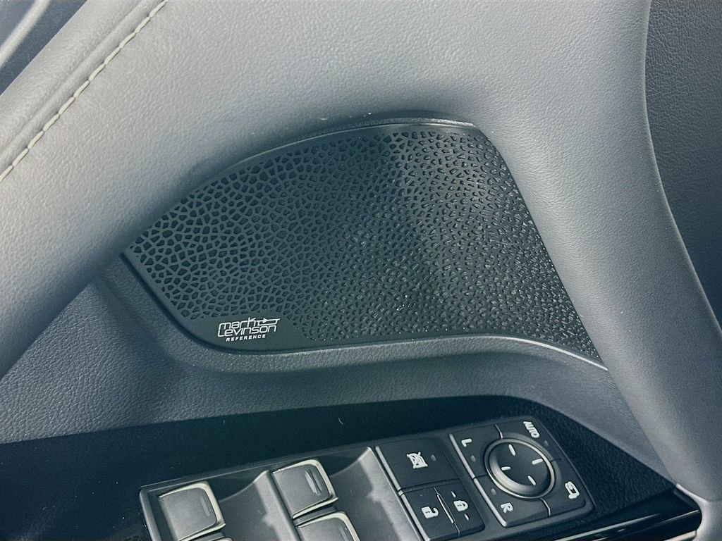 Used 2024 Lexus LX 600 F Sport image 25