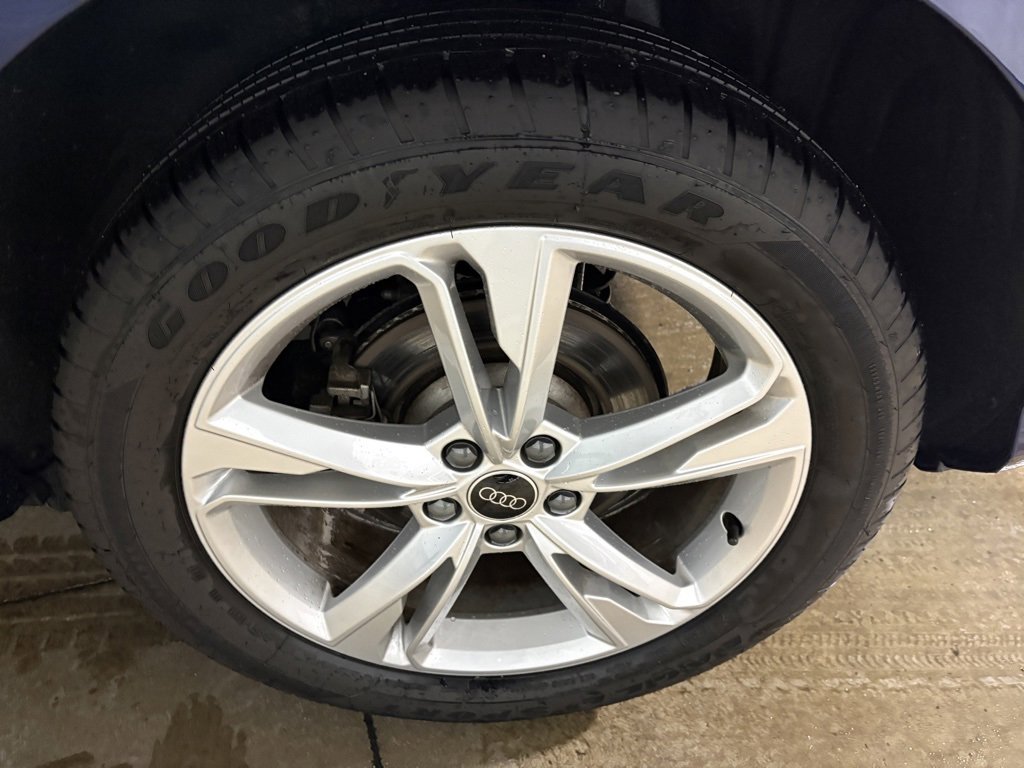 Used 2024 Audi Q3 2.0T Premium Plus w/ Premium Plus Package image 30