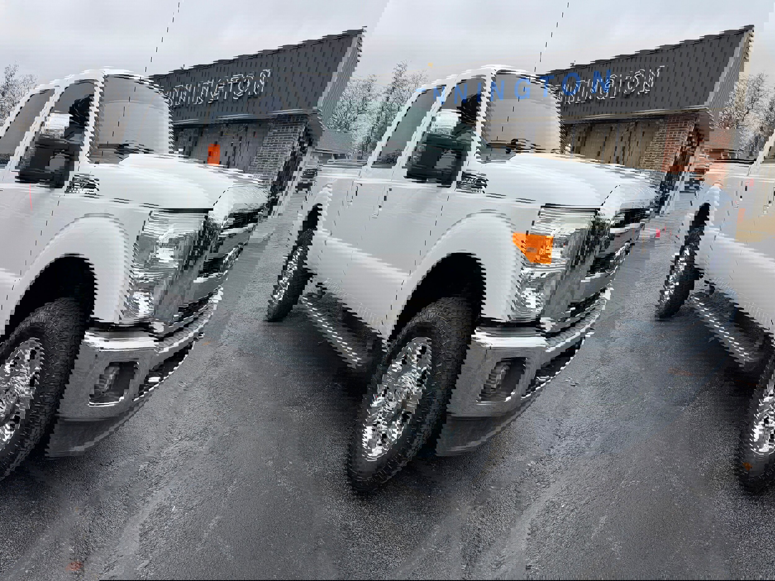 Used 2015 Ford F250 Lariat w/ Lariat Ultimate Package image 9