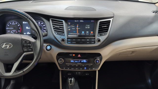 Used 2017 Hyundai Tucson Limited w/ Limited Ultimate Package 03 AWD/4WD image 13