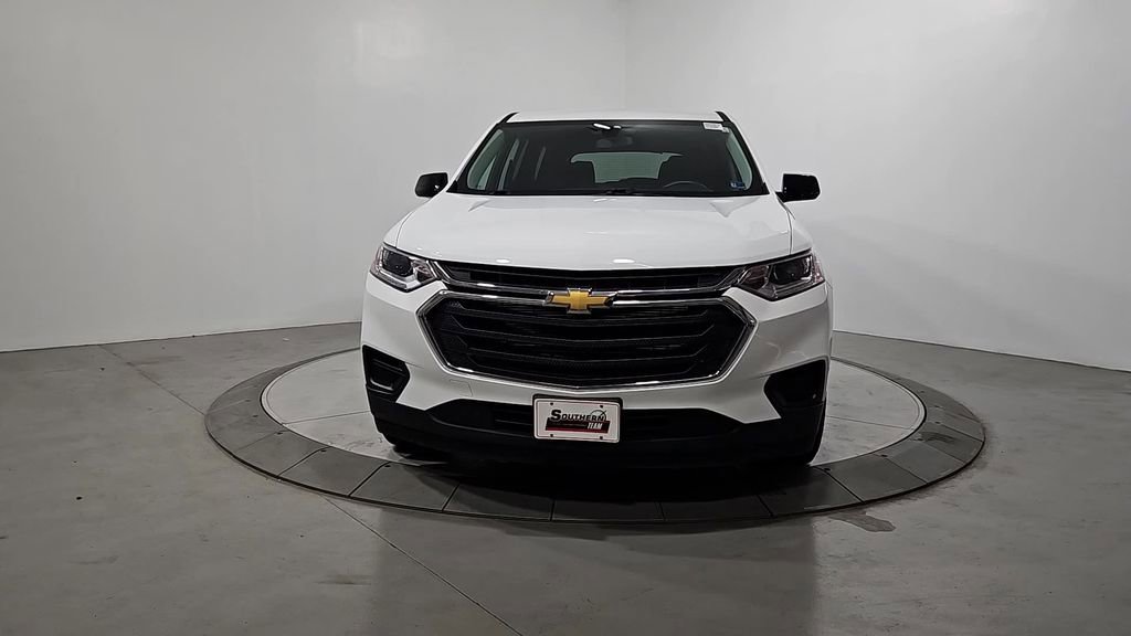 Used 2020 Chevrolet Traverse LS image 9