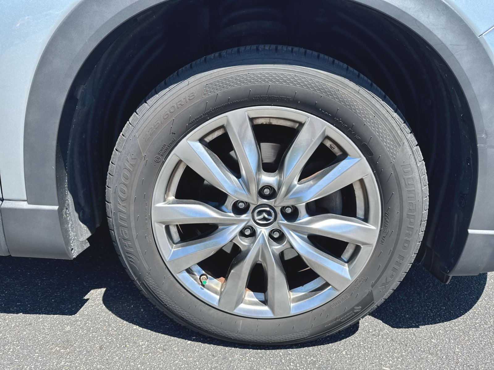 Used 2018 MAZDA CX-9 Touring FWD image 2